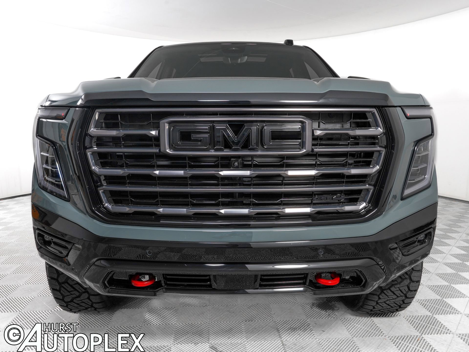 Used 2026 GMC Yukon AT4 Ultimate w/ LPO, Floor Liner Package AWD/4WD image 2