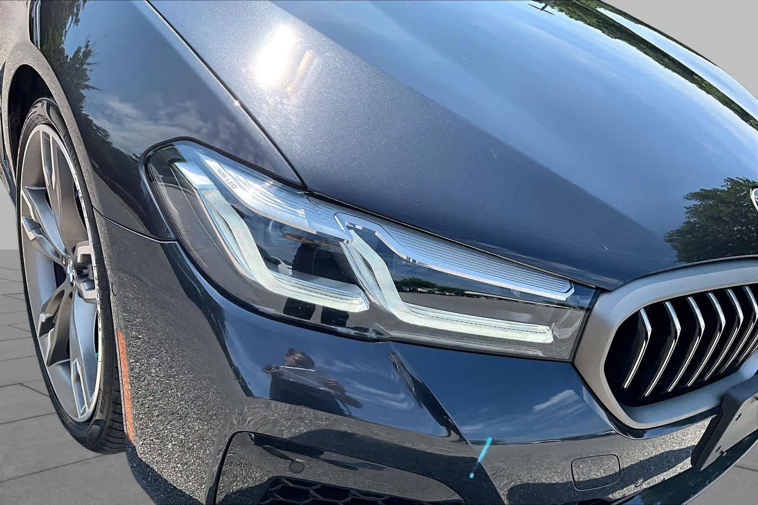 Used 2023 BMW M550i xDrive w/ Executive Package AWD/4WD image 28