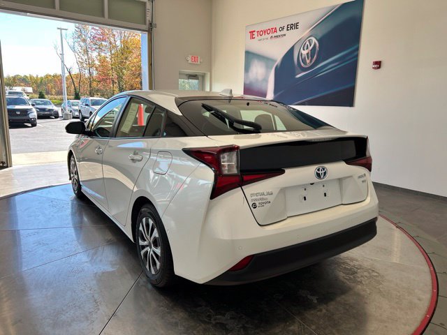 Used 2022 Toyota Prius XLE AWD/4WD image 5