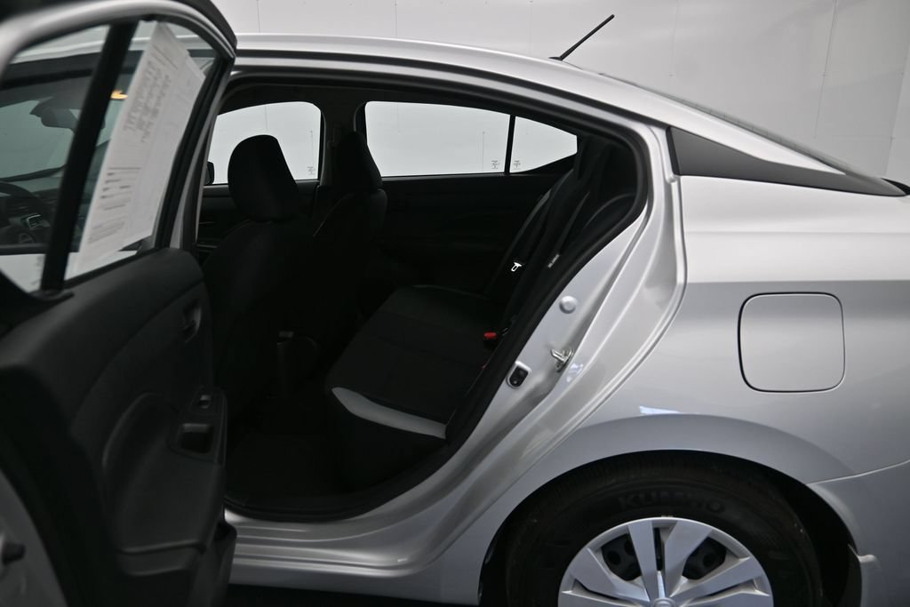 Used 2025 Nissan Versa S FWD image 22
