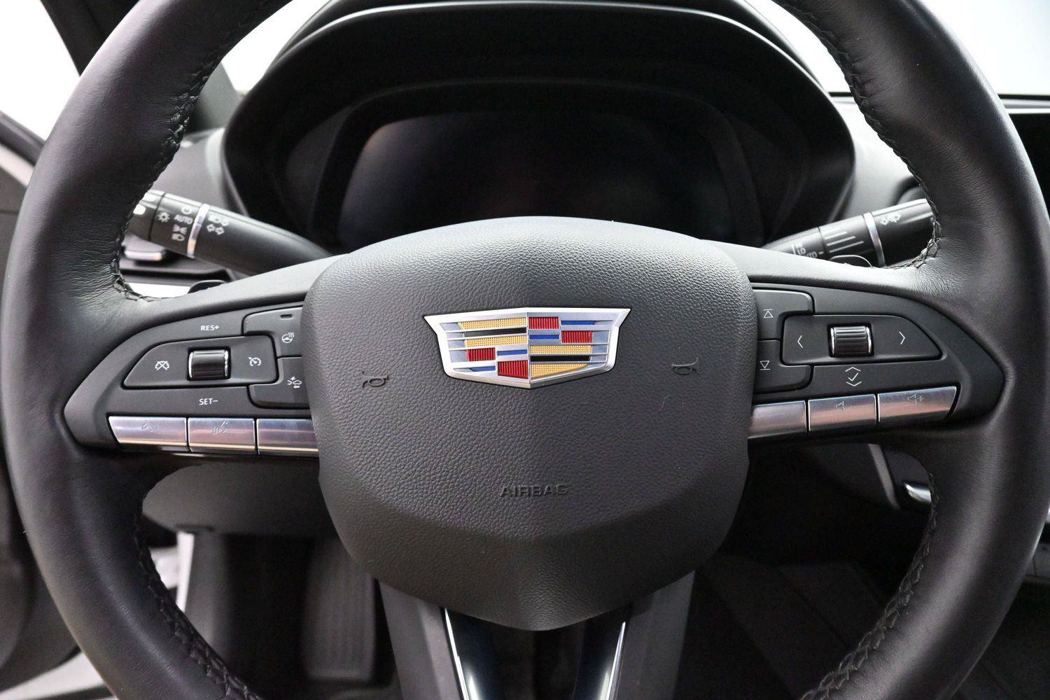 Certified 2022 Cadillac CT4 Premium Luxury AWD/4WD image 17