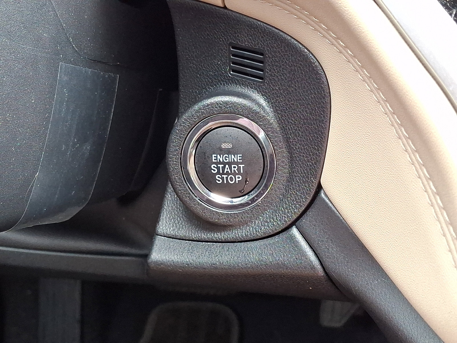 Certified 2025 Subaru Outback Limited AWD/4WD image 23