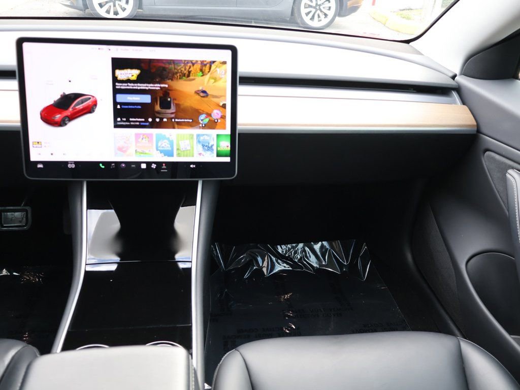 Used 2018 Tesla Model 3 Long Range RWD image 39