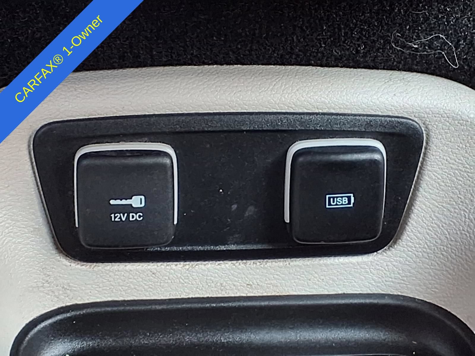 Used 2017 Chrysler Pacifica Premium FWD image 28