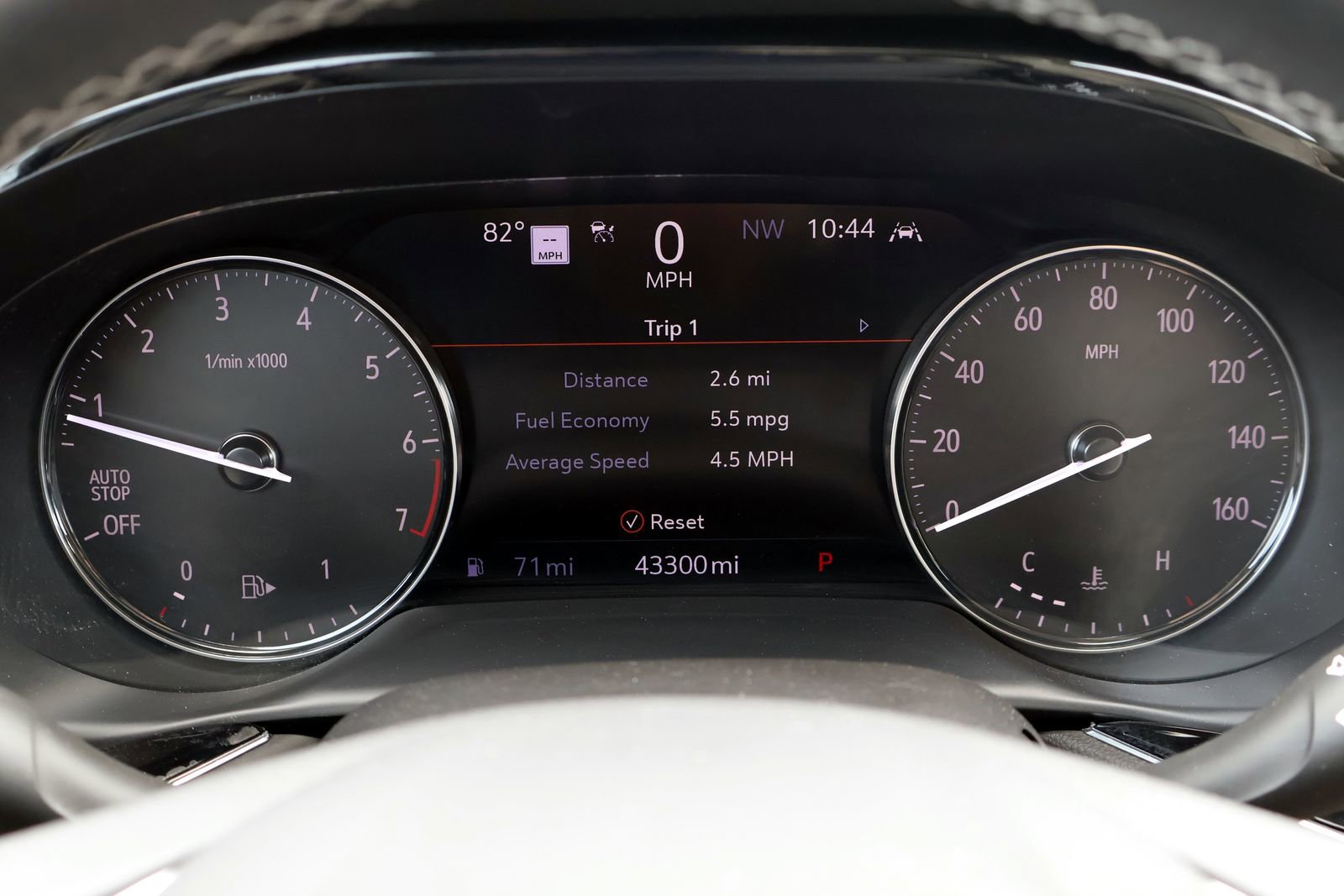 Used 2023 Buick Envision Avenir FWD image 28