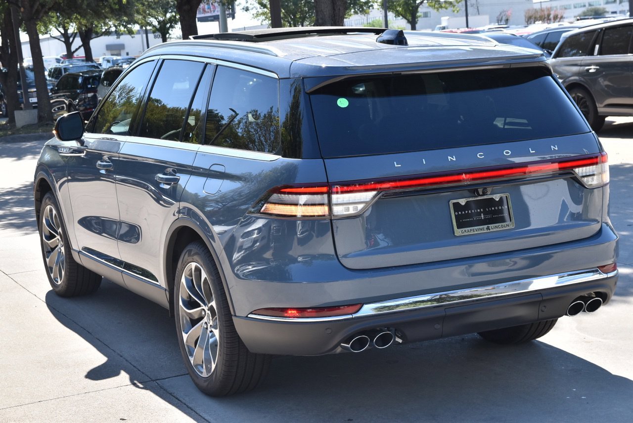 New 2026 Lincoln Aviator Reserve AWD/4WD image 9