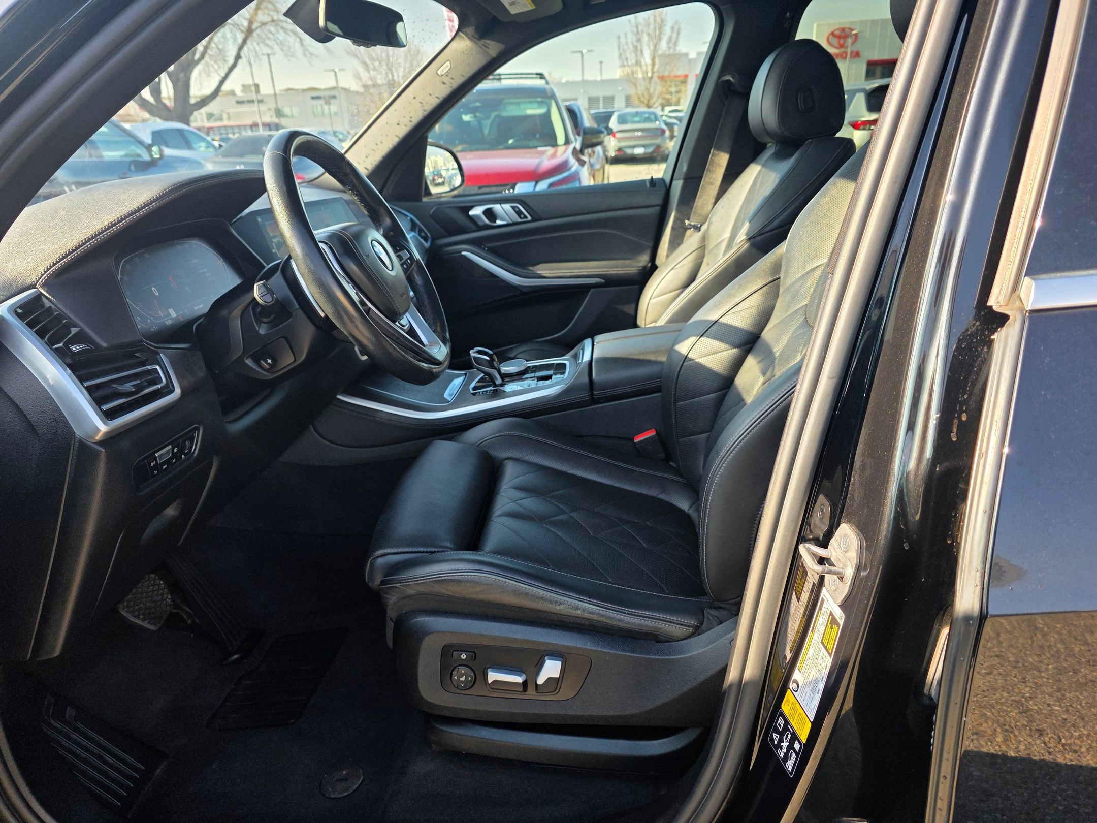 Used 2023 BMW X5 xDrive40i image 24