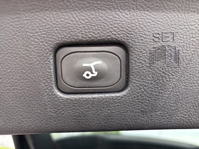 Used 2023 Ford Edge ST-Line AWD/4WD image 15