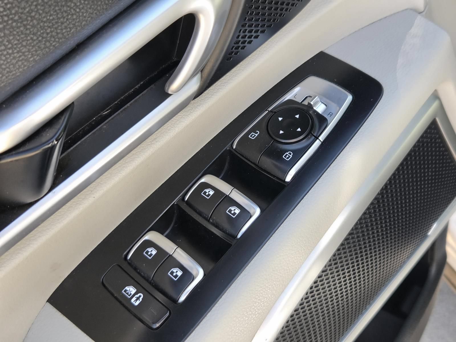 Used 2021 Kia Telluride S FWD image 18