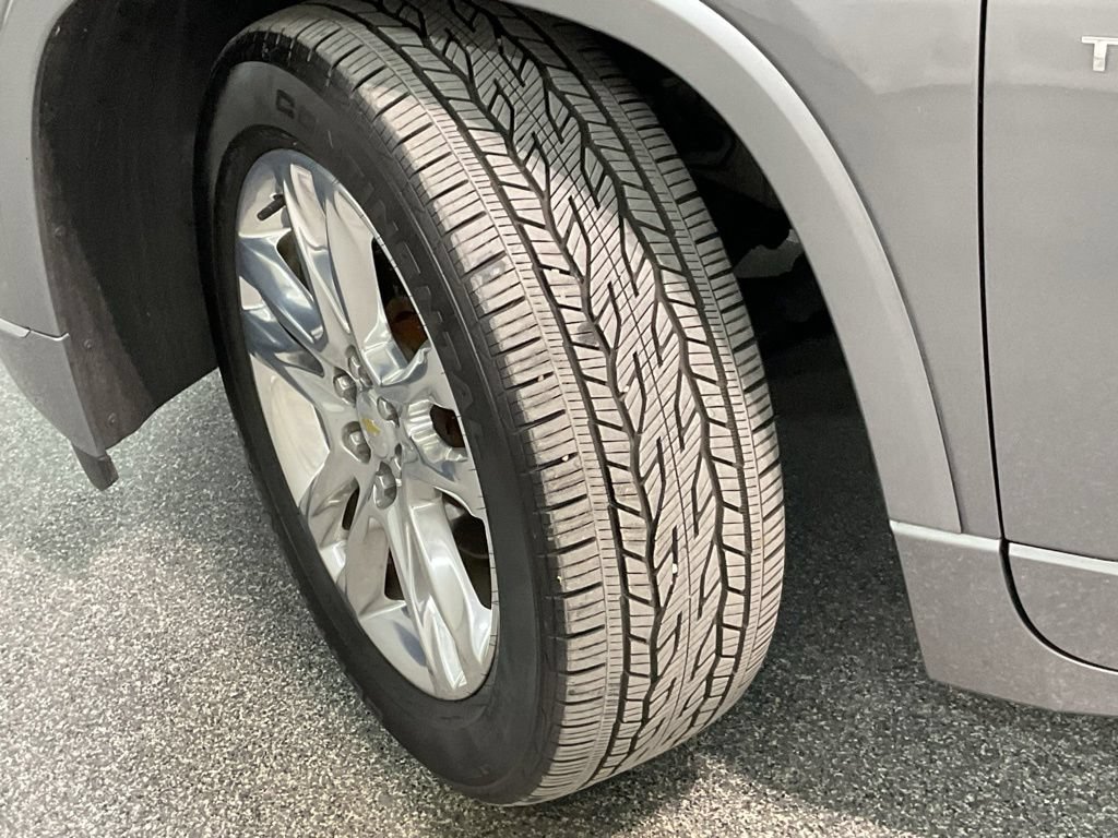 Used 2019 Chevrolet Traverse High Country w/ LPO, Floor Liner Package AWD/4WD image 31