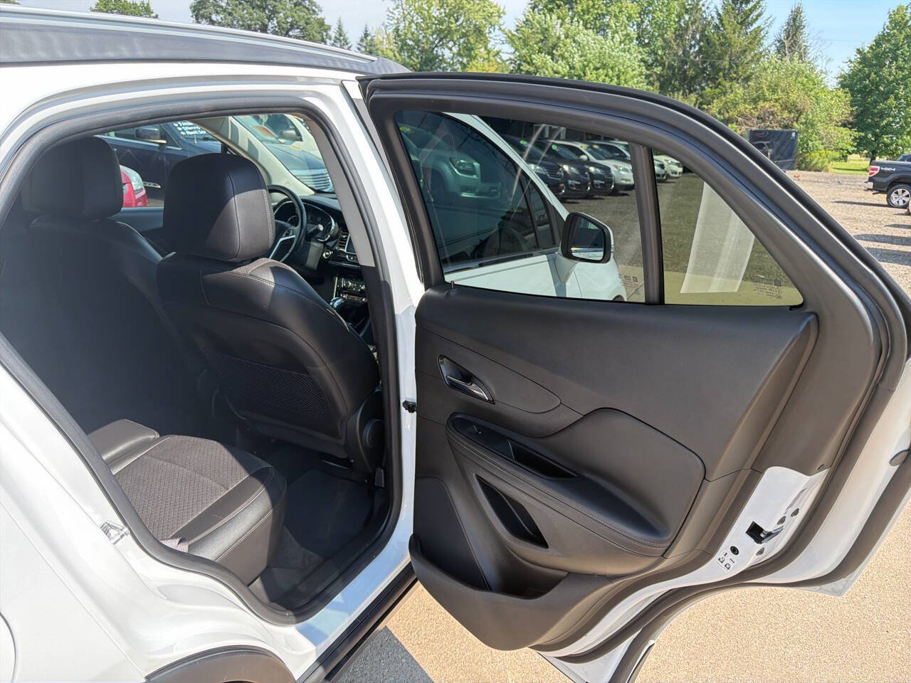 Used 2018 Buick Encore Preferred FWD image 15
