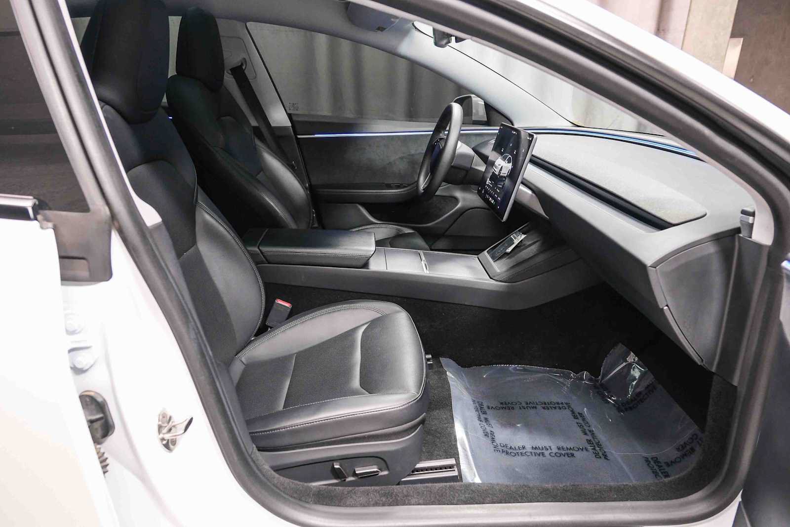 Used 2024 Tesla Model 3 Standard Range RWD image 18