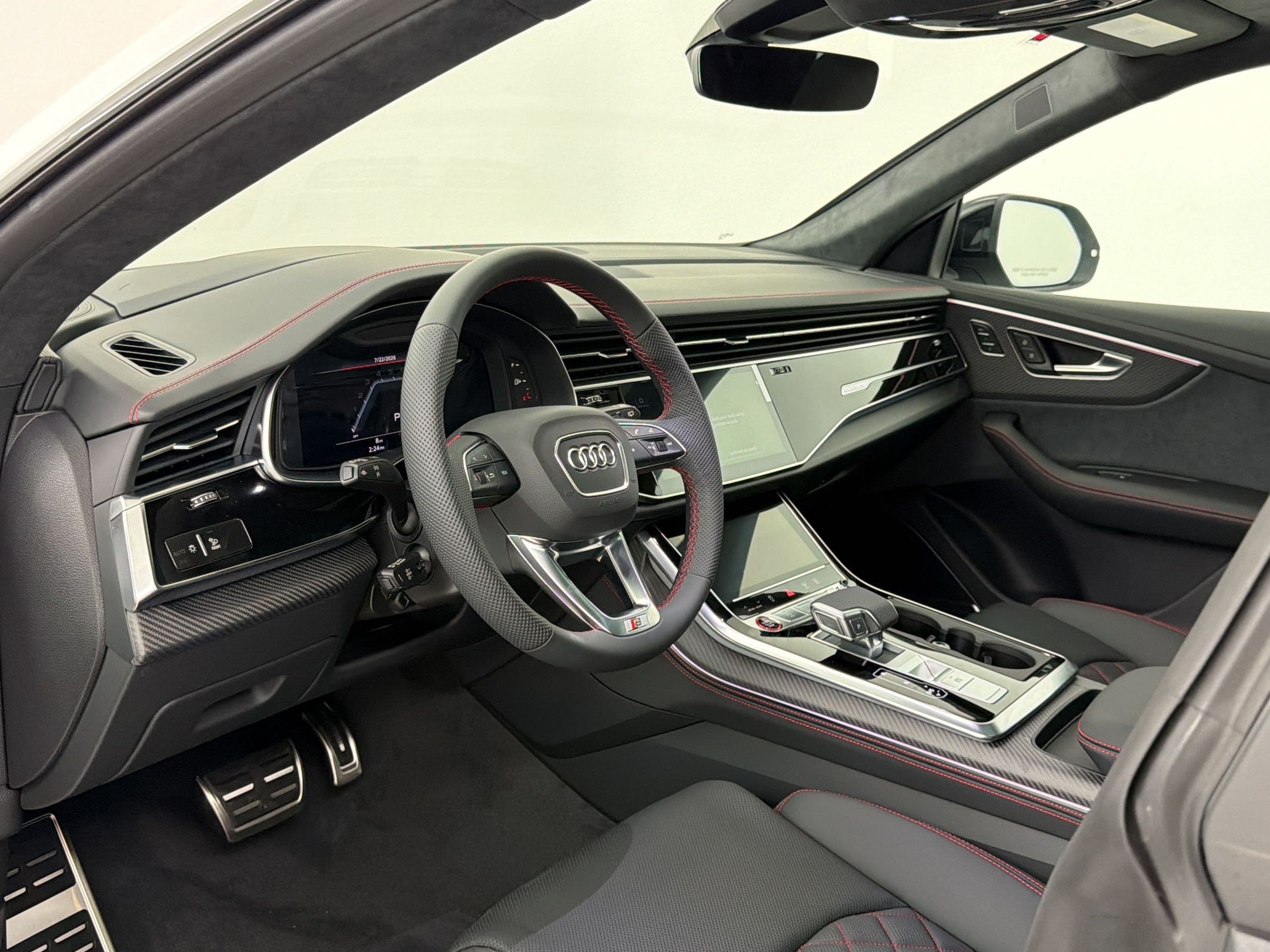 New 2026 Audi SQ8 Prestige AWD/4WD image 4