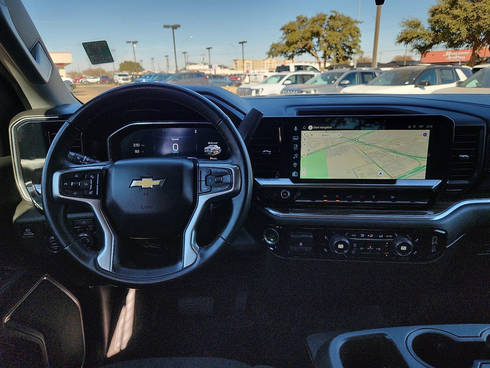 Used 2025 Chevrolet Silverado 1500 LT image 12