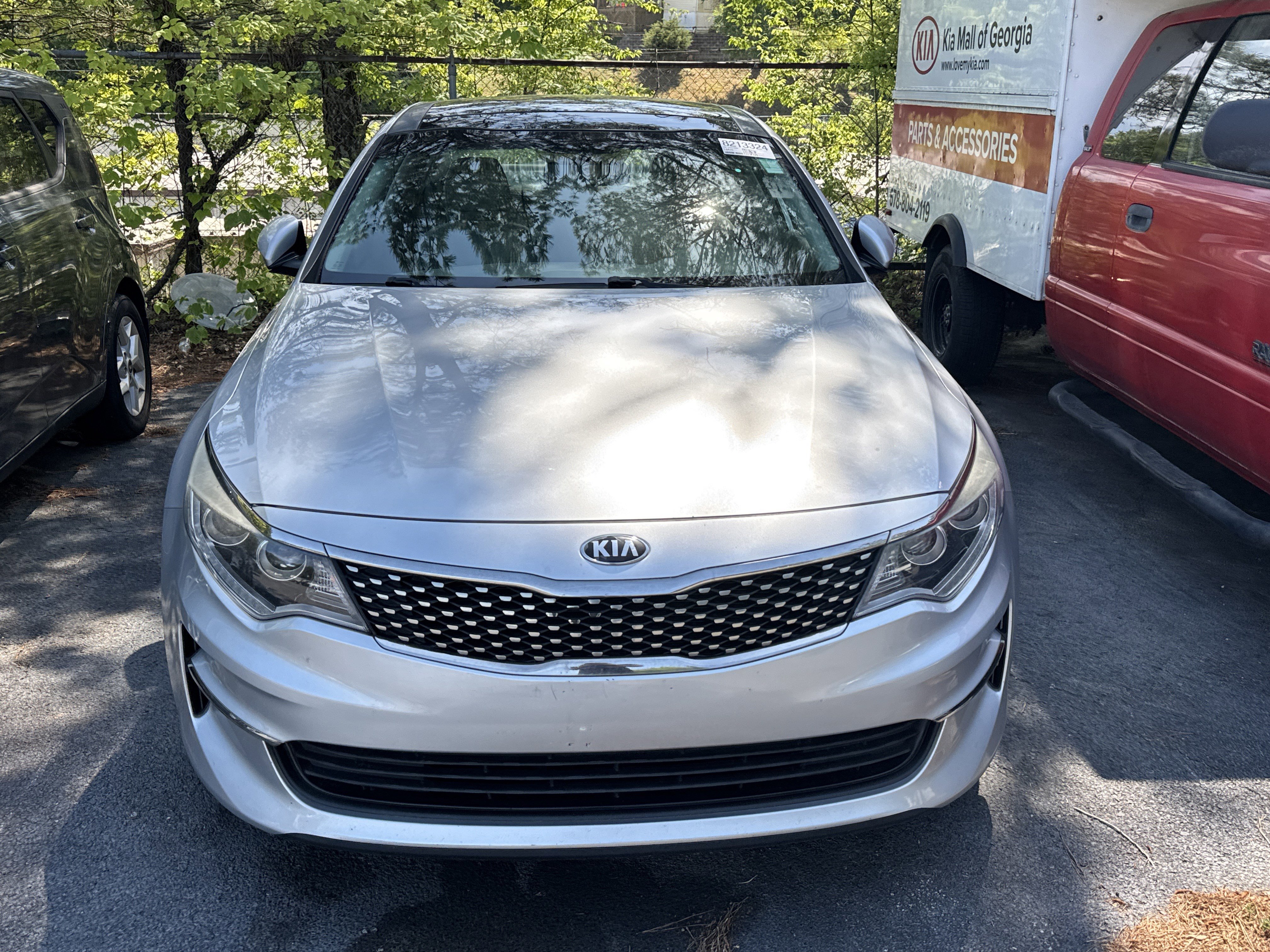 Used 2016 Kia Optima EX w/ Premium Package FWD image 2