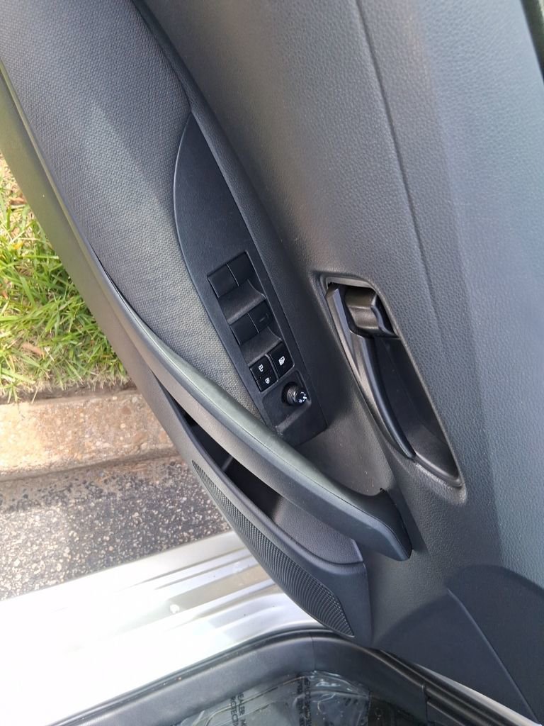 Used 2023 Toyota Corolla LE image 10