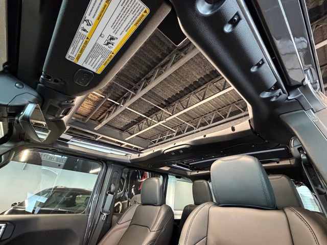 New 2026 Jeep Wrangler Unlimited Rubicon 392 image 9