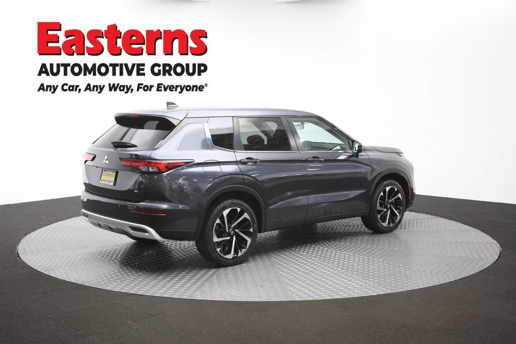 Used 2024 Mitsubishi Outlander SE FWD image 43