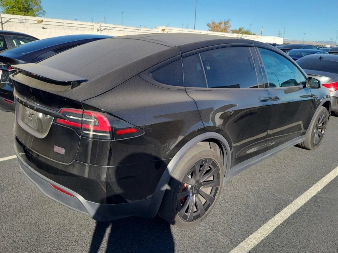 Used 2023 Tesla Model X Plaid AWD/4WD image 3