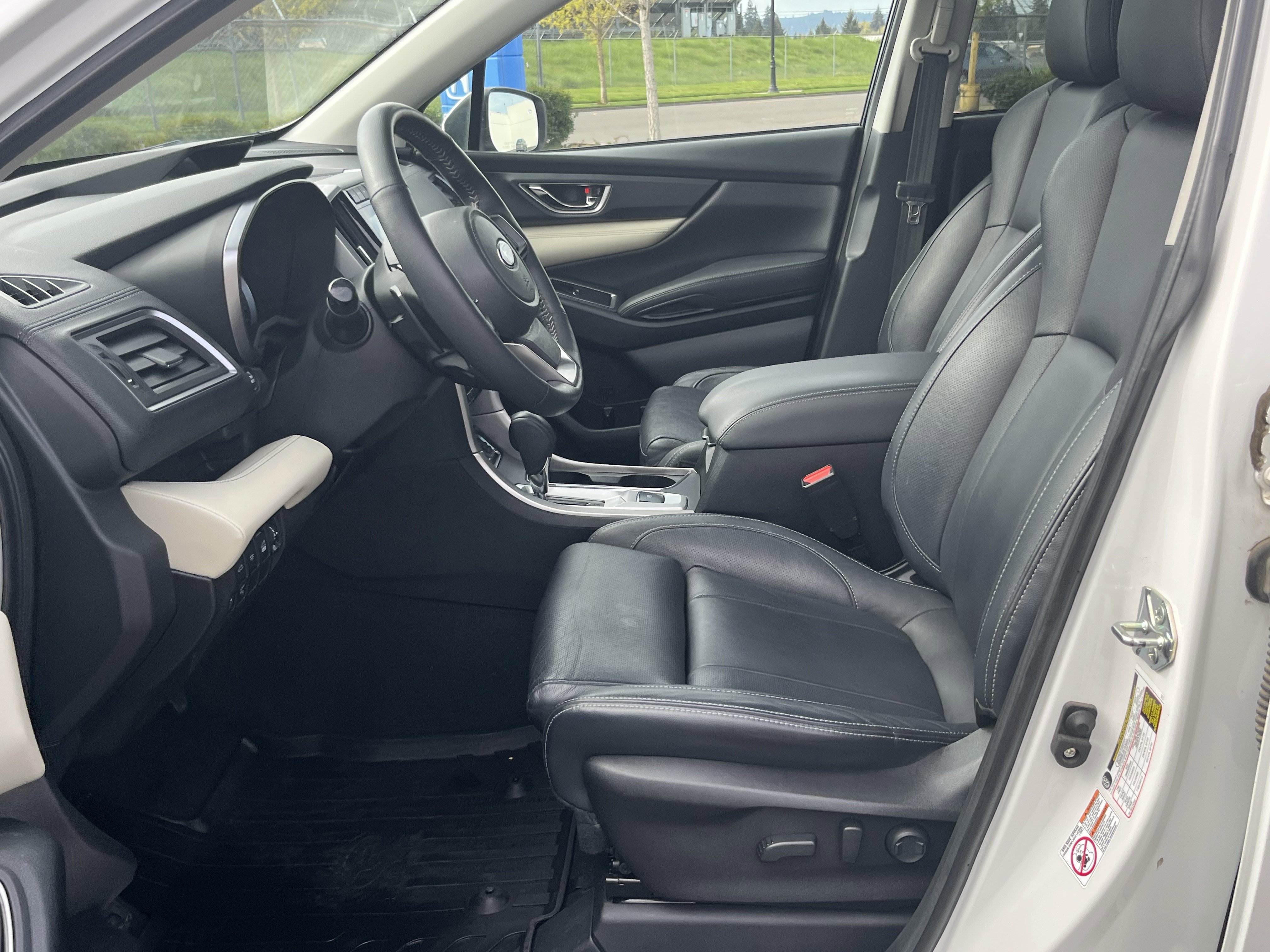 Used 2020 Subaru Ascent Limited w/ Technology Package image 11