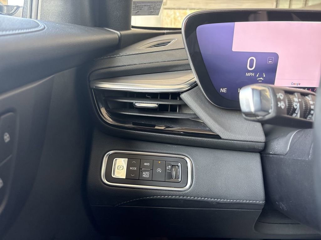 Certified 2025 Buick Enclave Preferred image 18