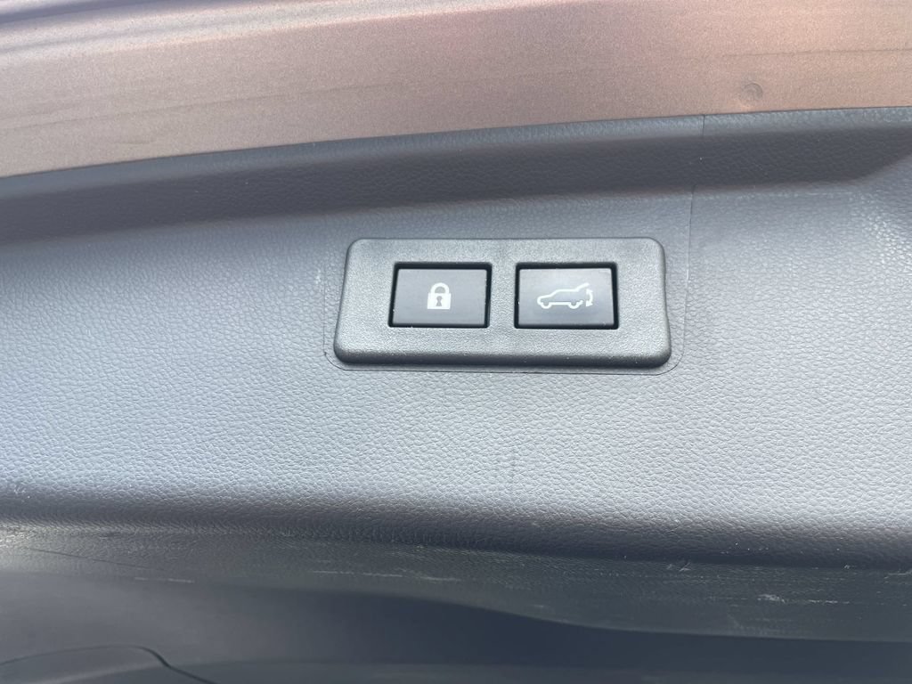 Certified 2024 Subaru Outback Limited AWD/4WD image 40