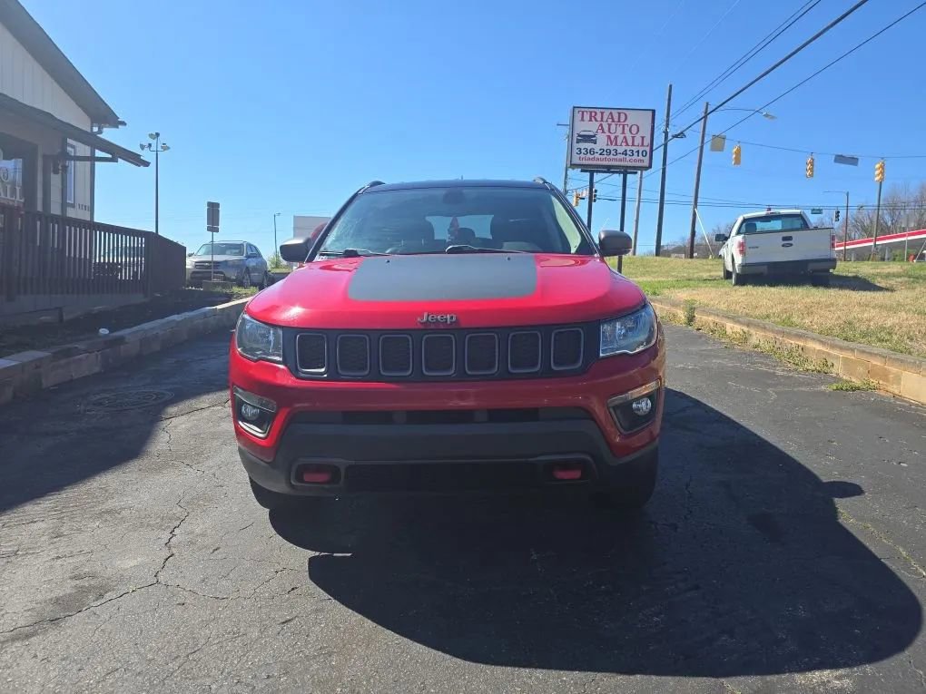 Used 2019 Jeep Compass Trailhawk image 2
