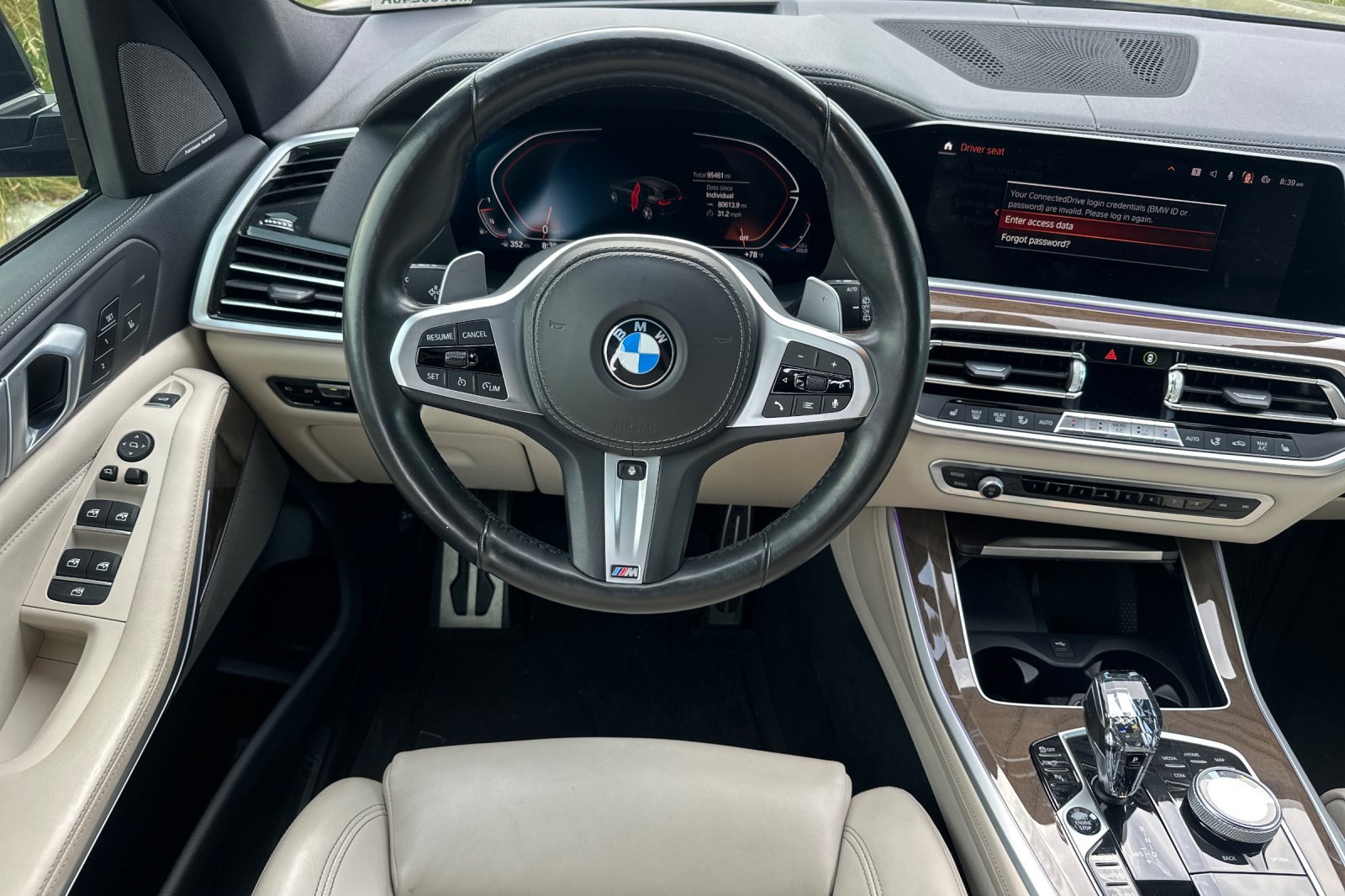 Used 2021 BMW X5 xDrive40i w/ M Sport Package AWD/4WD image 16