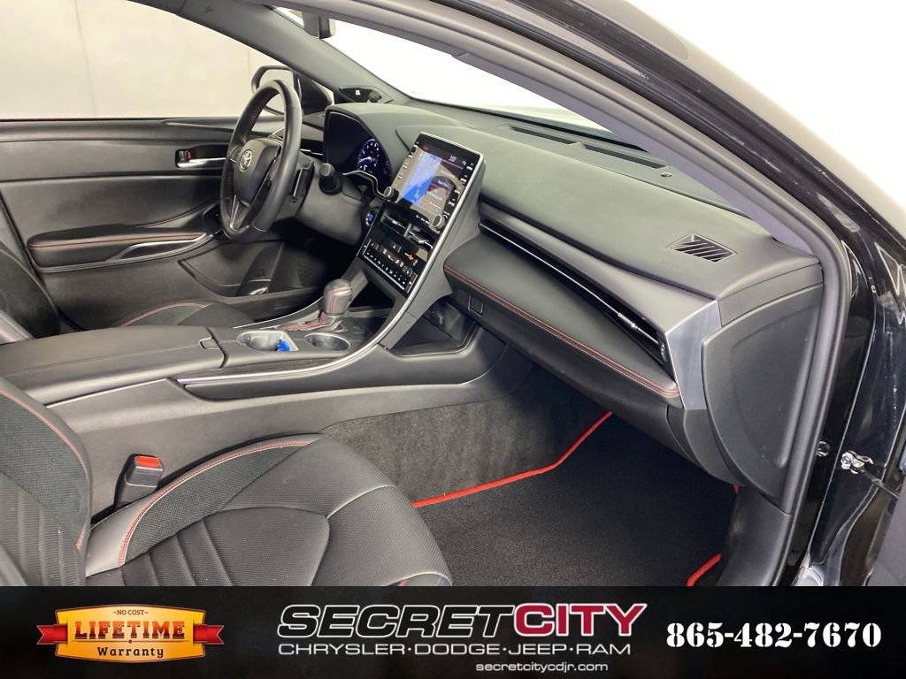 Used 2021 Toyota Avalon TRD image 29