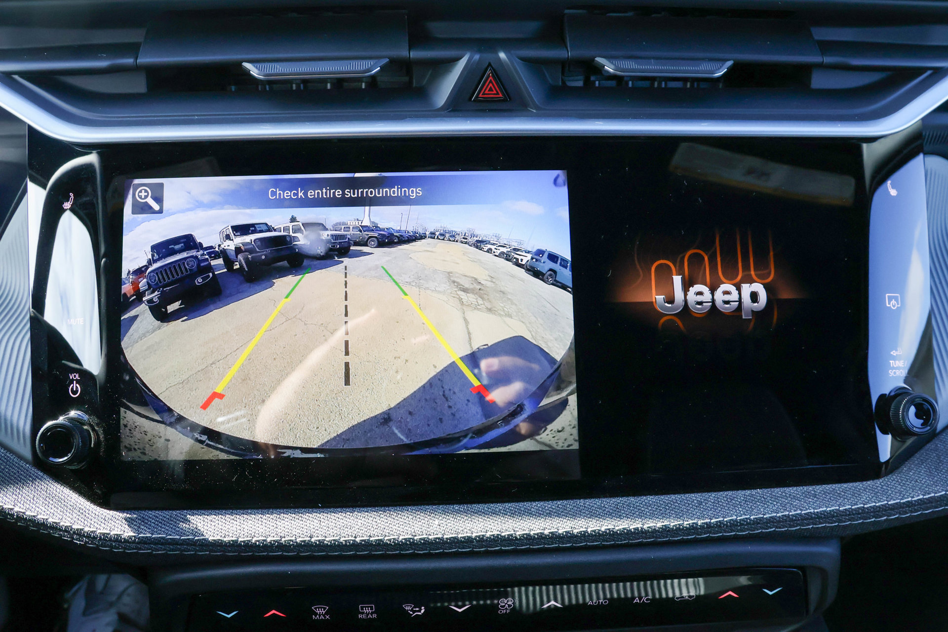 New 2026 Jeep Cherokee Laredo AWD/4WD image 17