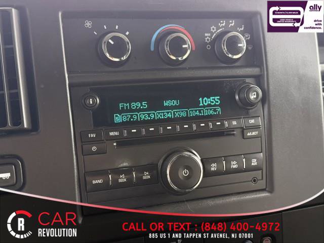 Used 2017 Chevrolet Express 2500 image 28