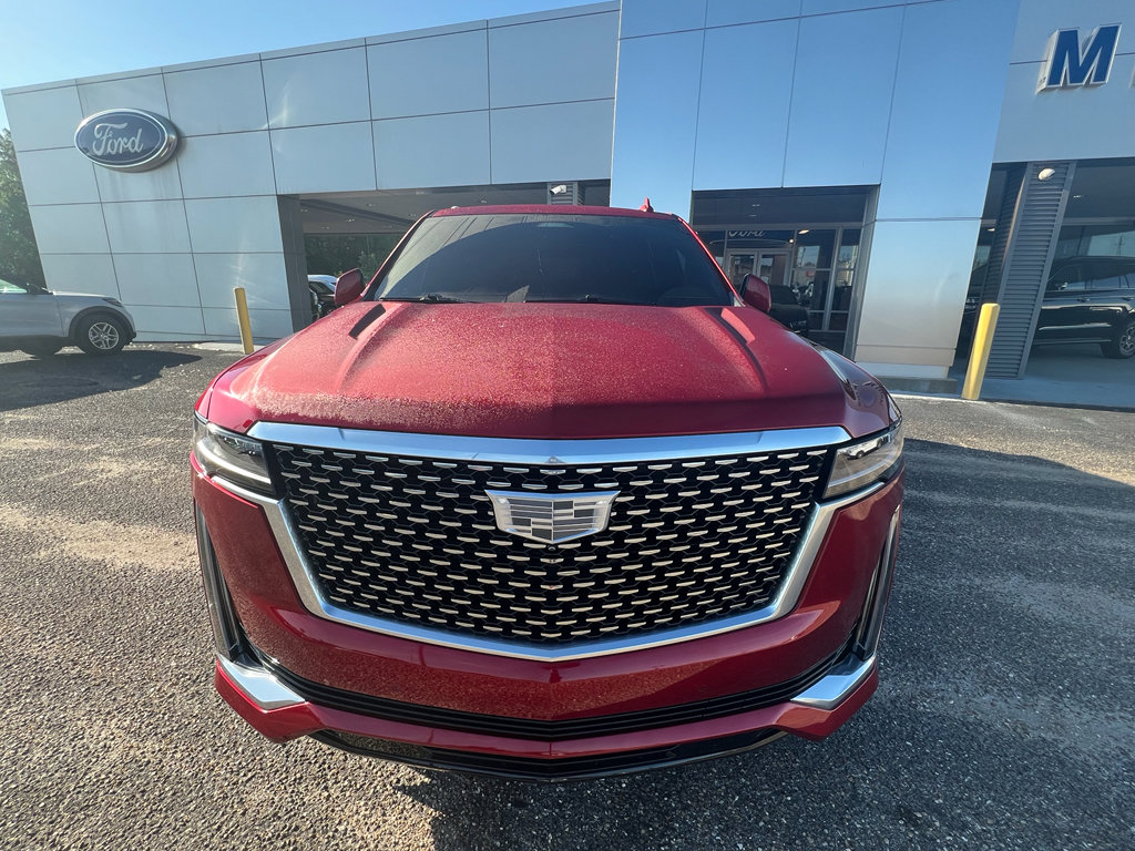 Used 2022 Cadillac Escalade Premium Luxury w/ LPO, Radiant Package RWD image 3