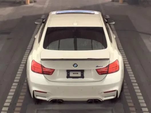 Used 2015 BMW M4 Coupe RWD image 5