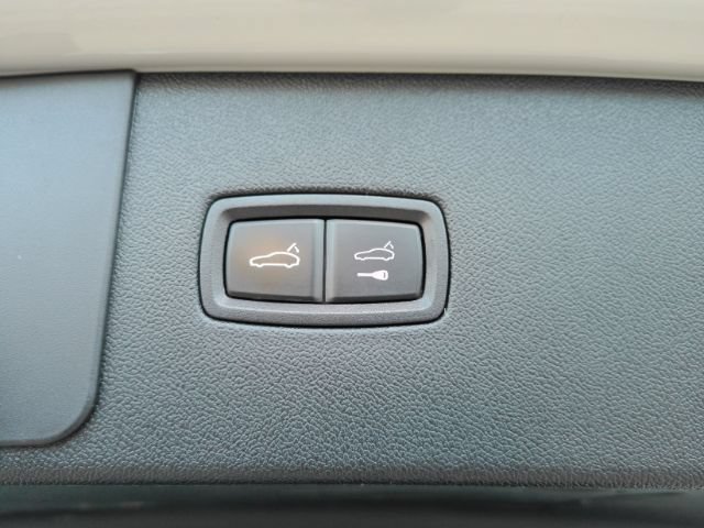Used 2022 Porsche Cayenne S Platinum AWD/4WD image 29