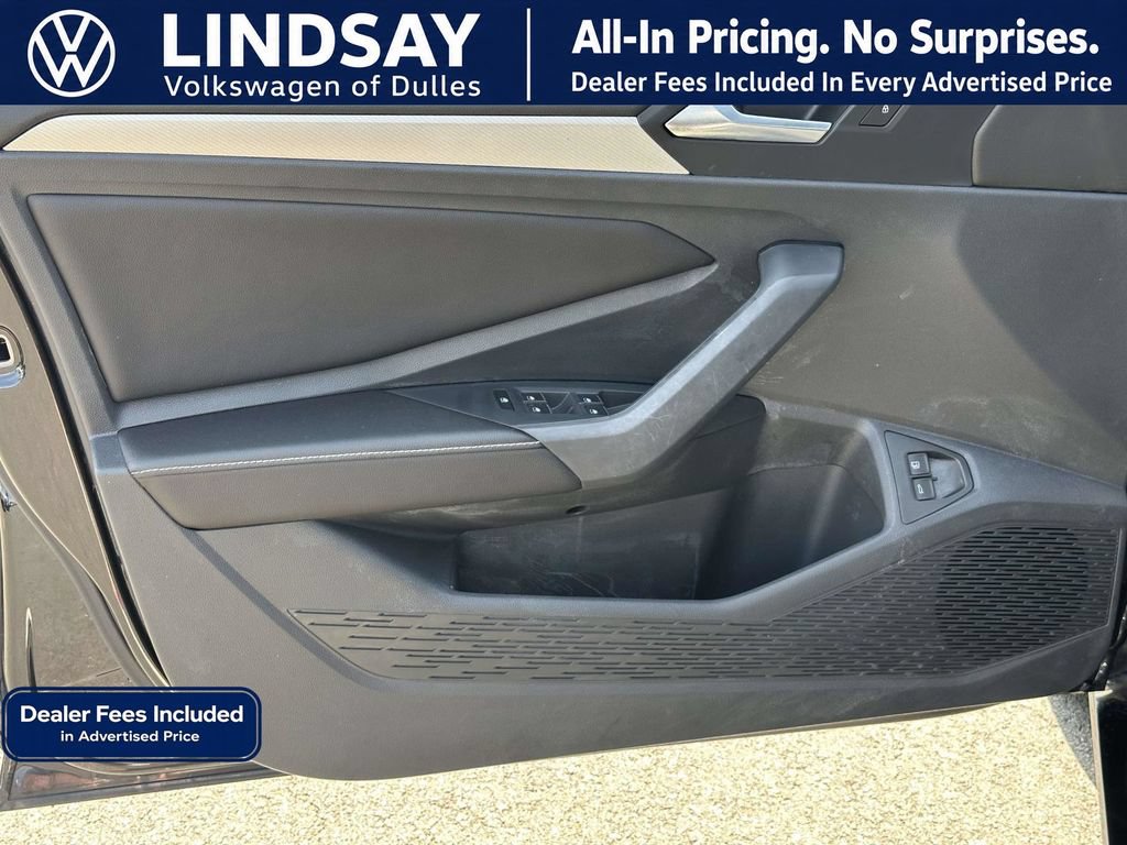 Used 2024 Volkswagen Jetta Sport FWD image 9