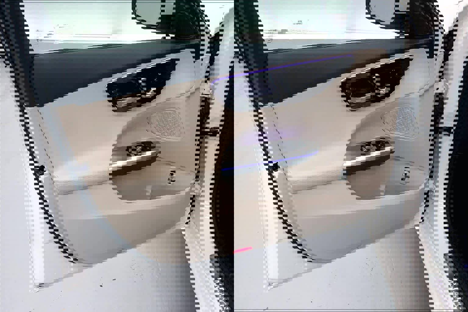 Certified 2023 Mercedes-Benz C 300 Sedan image 19