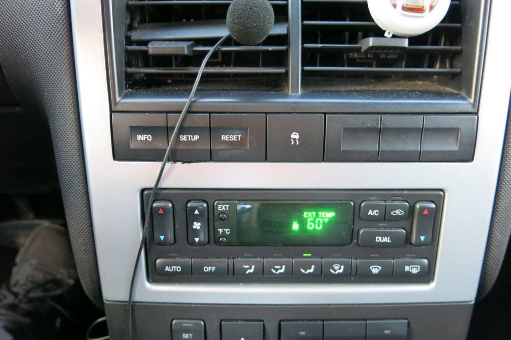 Used 2007 Mercury Mountaineer AWD image 27