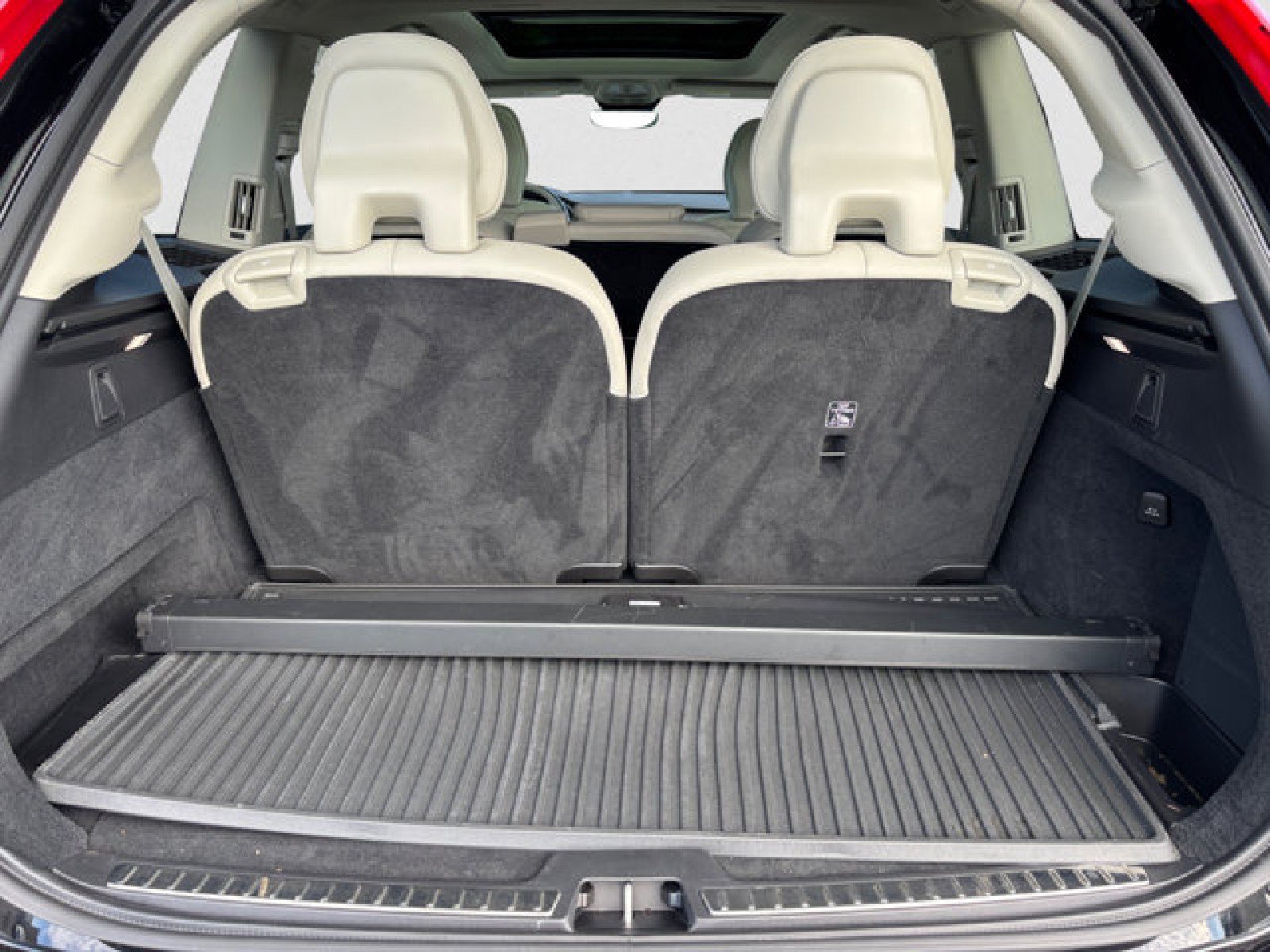 Used 2023 Volvo XC90 B6 Ultimate w/ Protection Package AWD/4WD image 20