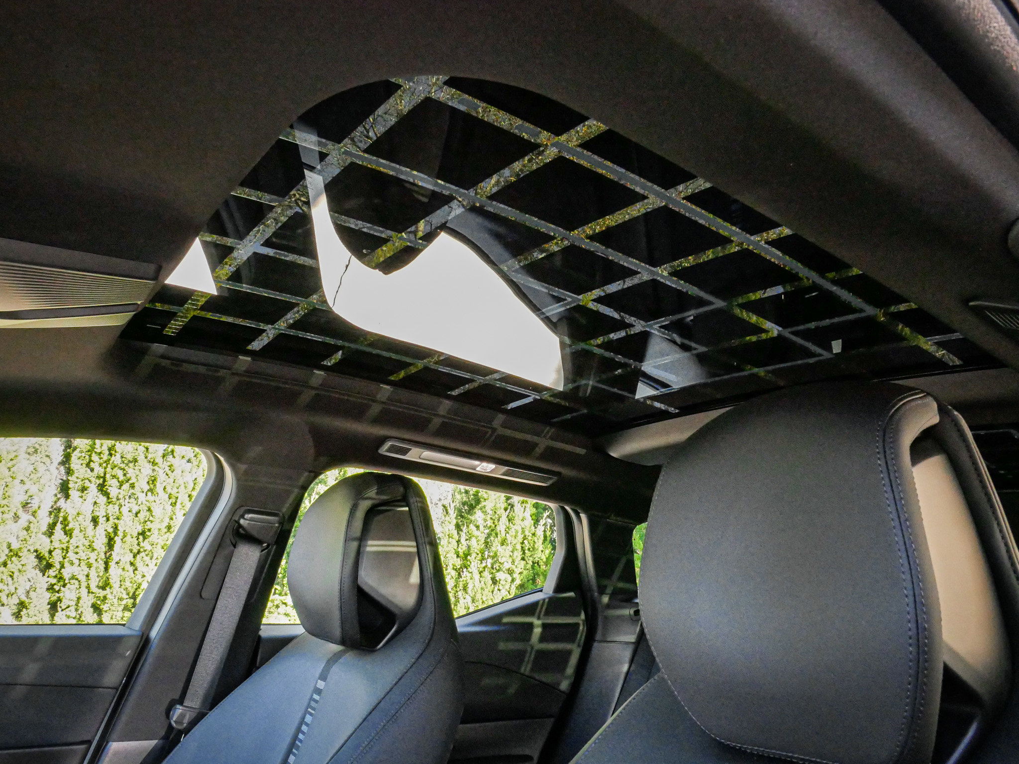 Used 2023 Fisker Ocean One image 28