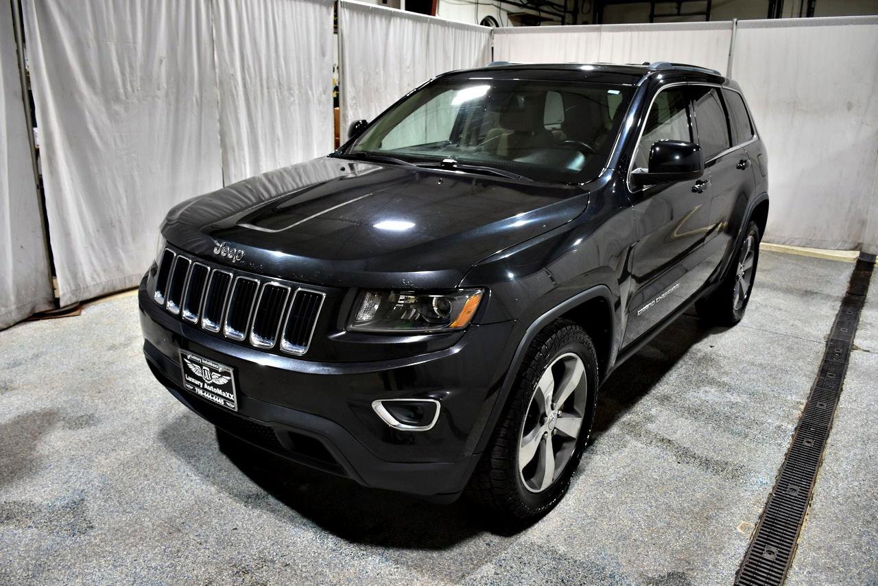 Used 2014 Jeep Grand Cherokee Laredo w/ Quick Order Package 23E AWD/4WD image 25