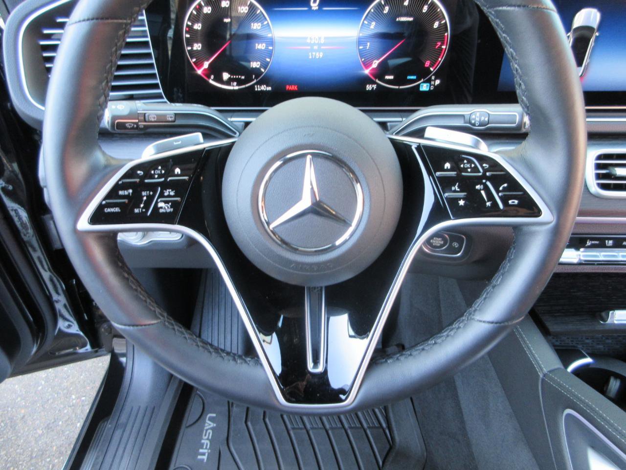 Used 2025 Mercedes-Benz GLE 580 4MATIC image 46