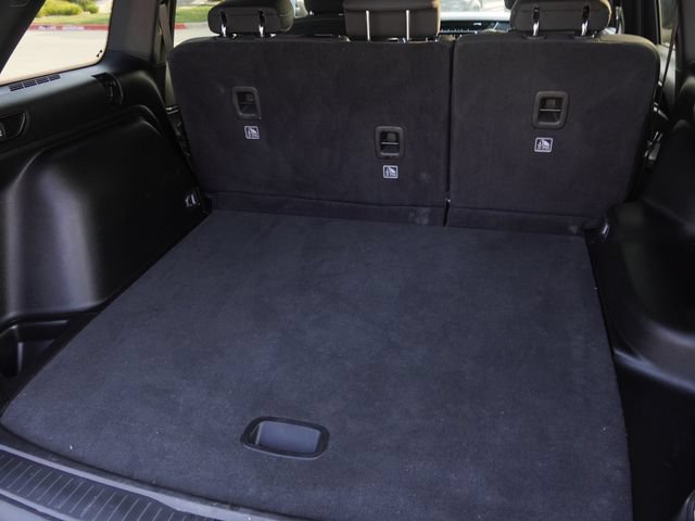 Certified 2024 Jeep Grand Cherokee Laredo RWD image 12
