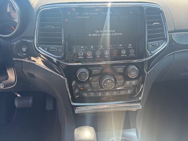 Used 2020 Jeep Grand Cherokee Overland AWD/4WD image 7