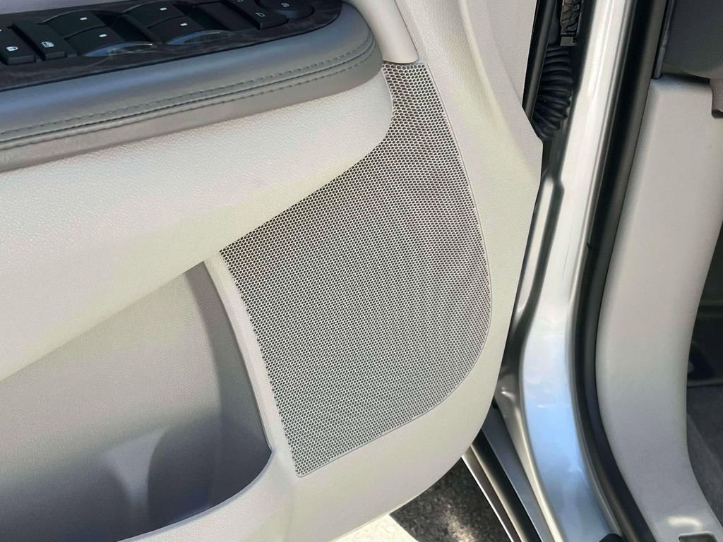 Used 2014 Buick Enclave Leather w/ Trailering Provision Package FWD image 28