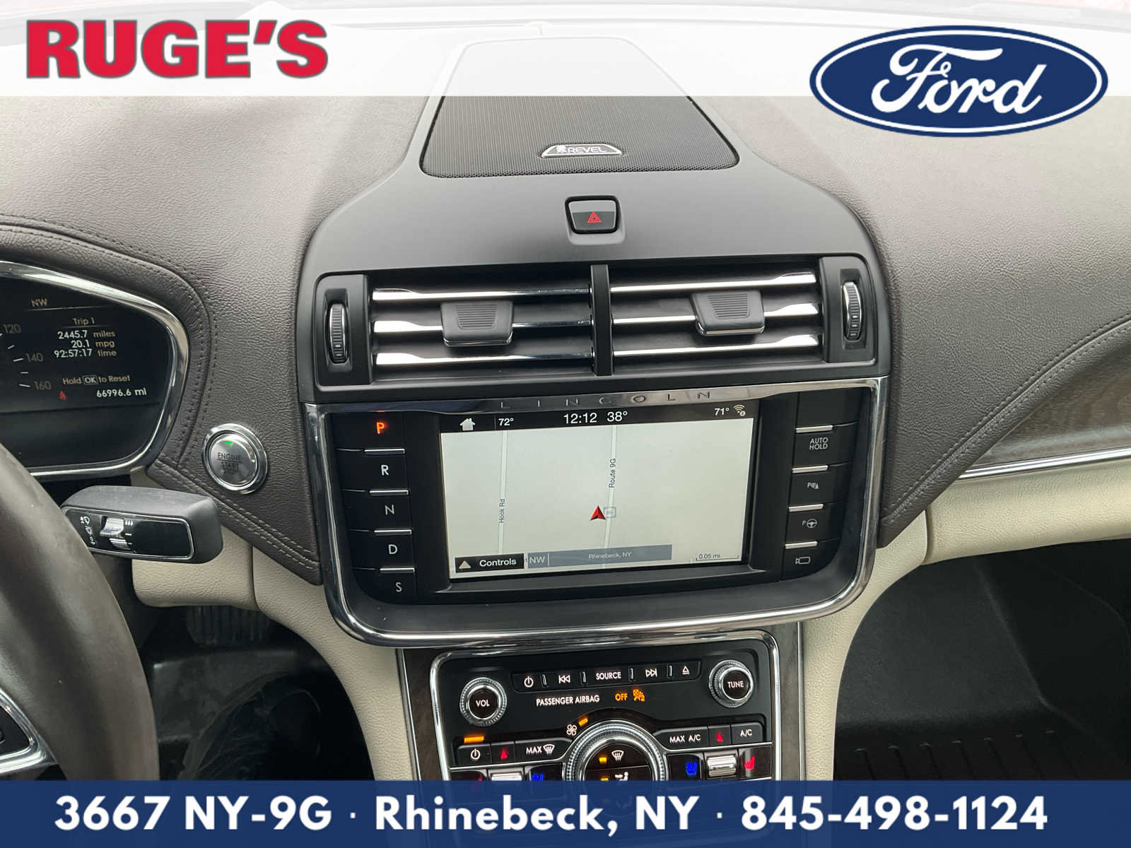 Used 2018 Lincoln Continental Reserve image 22