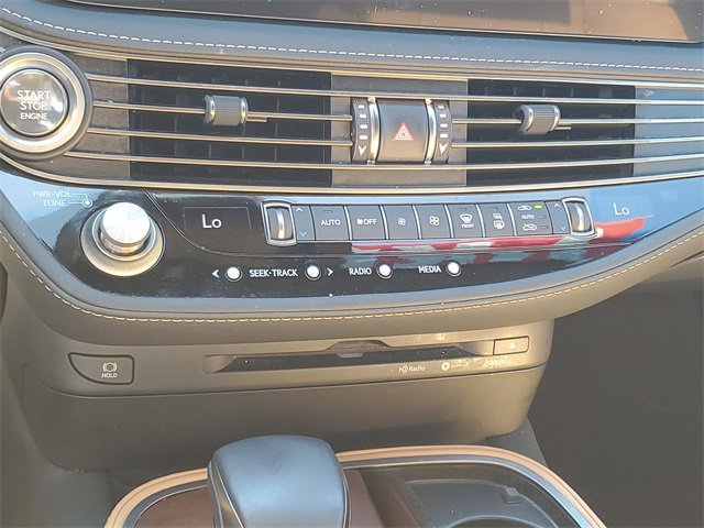 Used 2021 Lexus LS 500 image 24