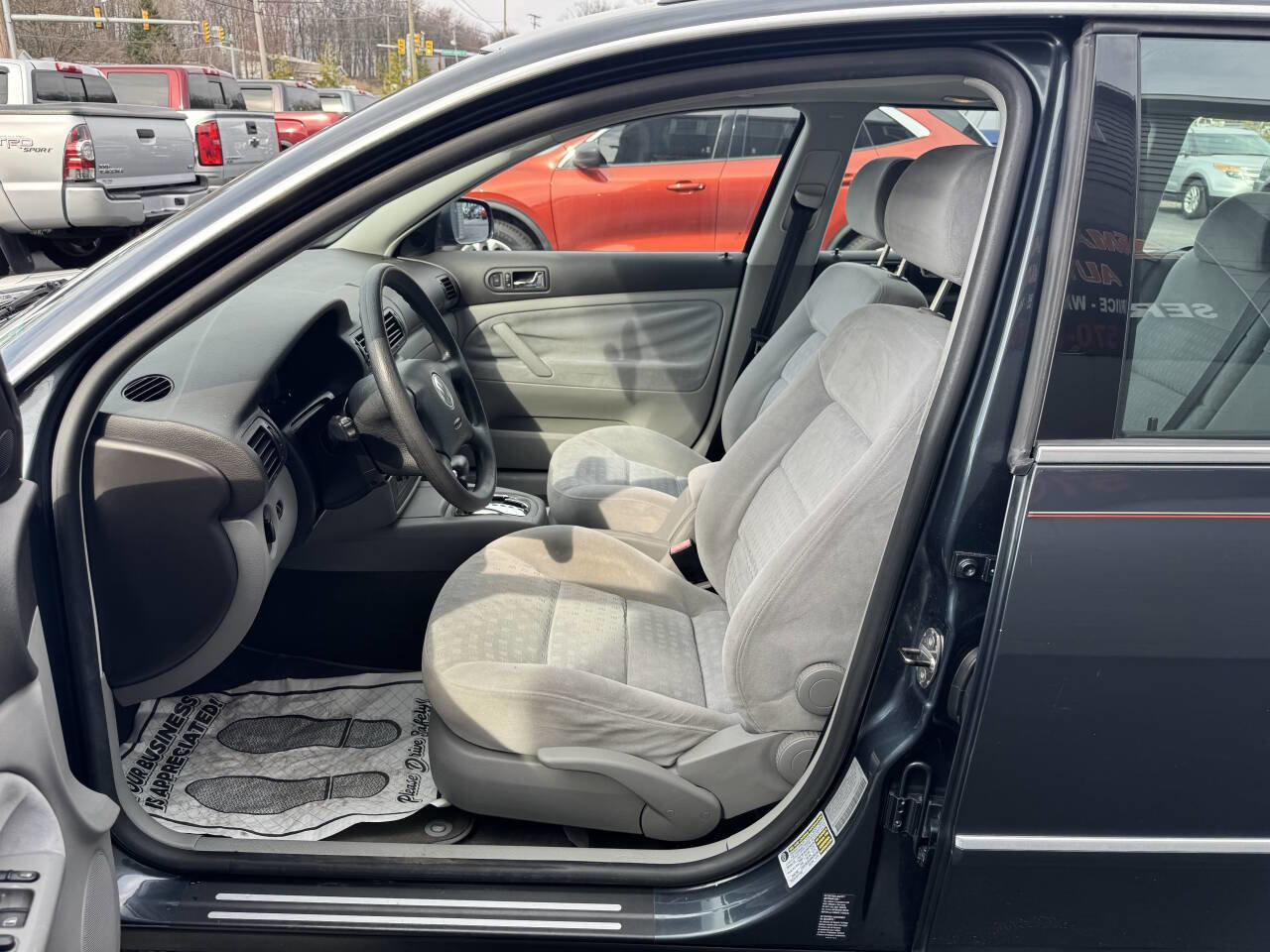 Used 2004 Volkswagen Passat GLS FWD image 13