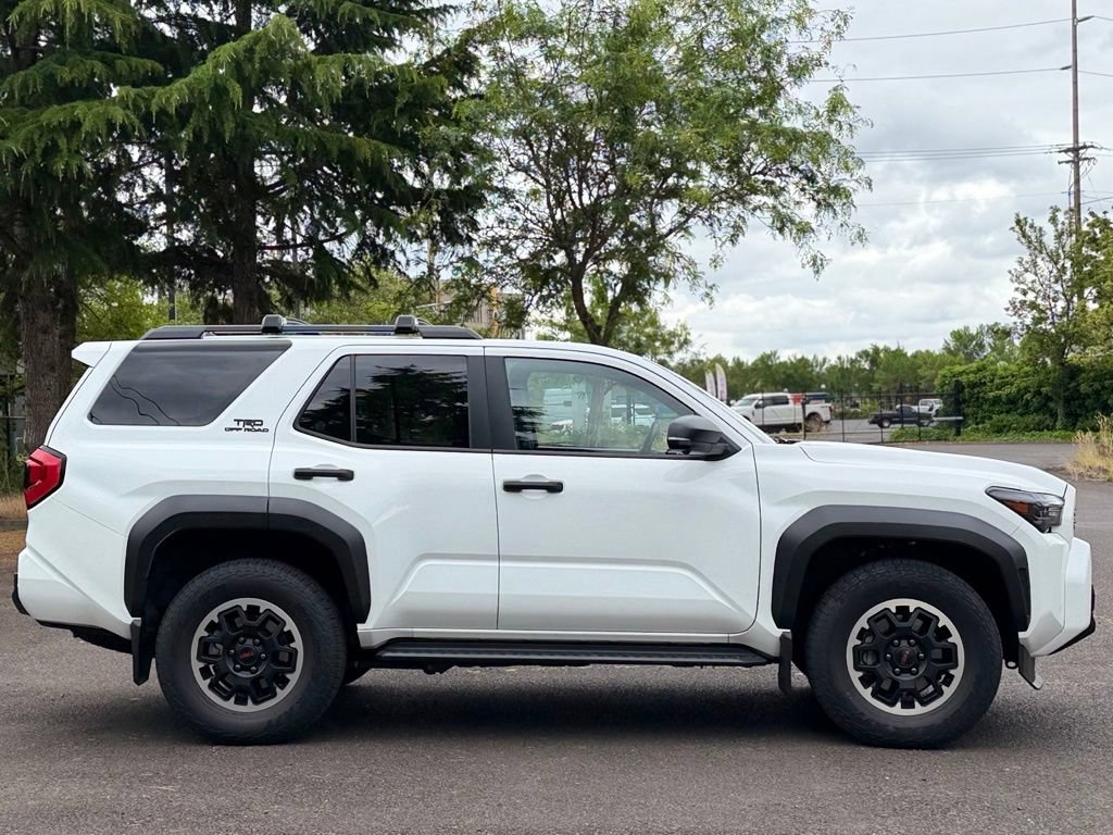 Certified 2025 Toyota 4Runner TRD Off-Road Premium AWD/4WD image 6
