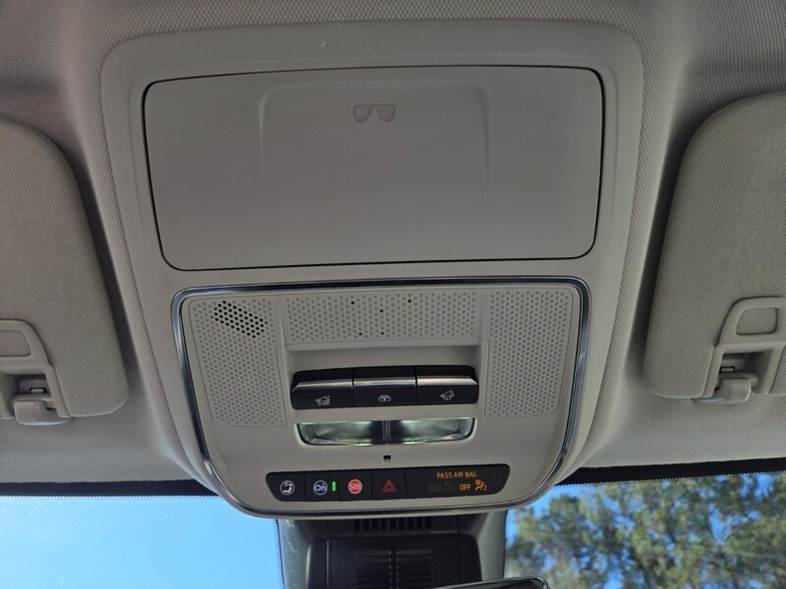 New 2026 GMC Terrain Denali w/ LPO, Floor Liner Package image 19