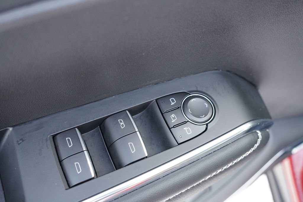 Certified 2025 GMC Acadia Denali image 26